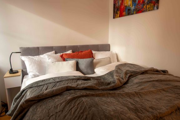 Schlafzimmer OG Zimmer 1